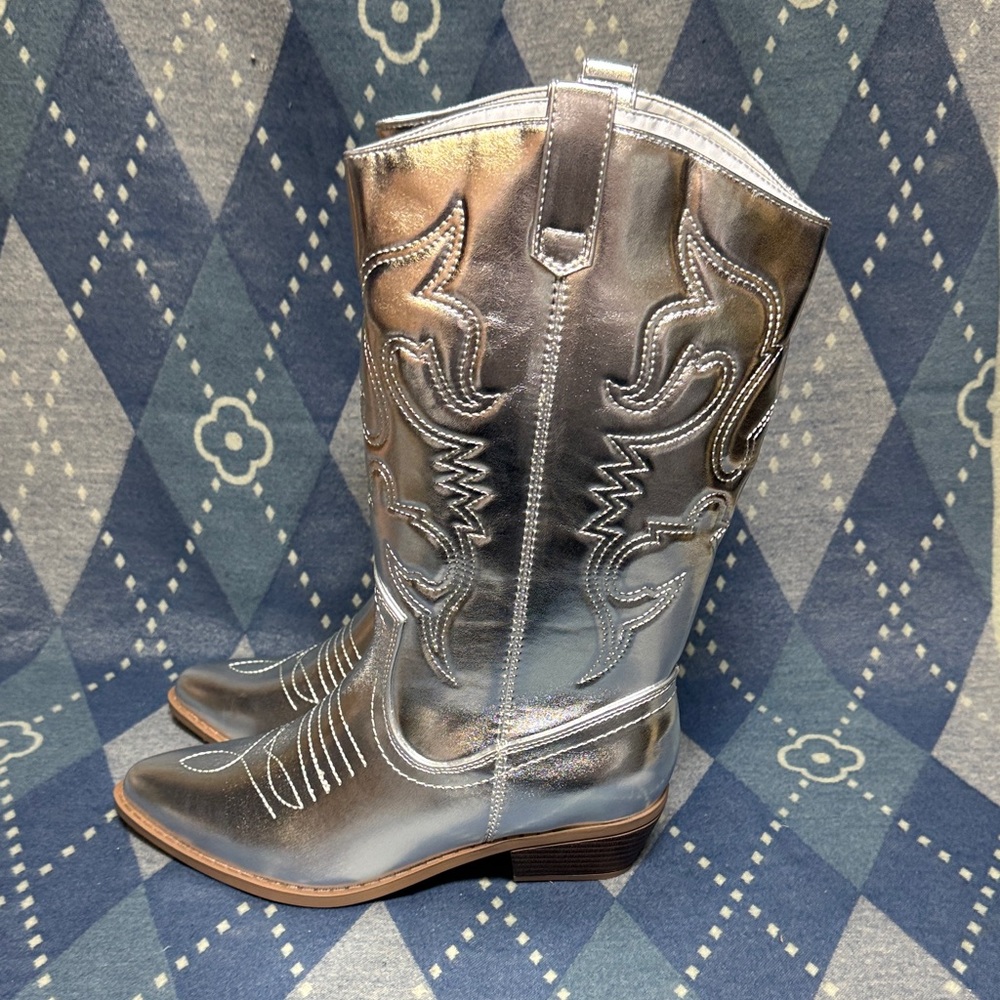 Women’s Silver Metallic Western-Inspired Combat Boots